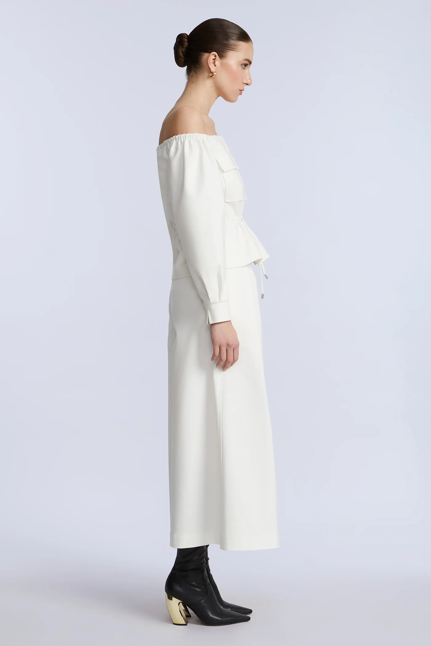 Pleated Front Crop Pant - Builderot