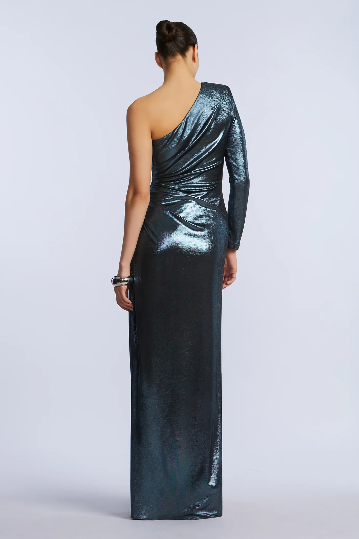Strong Shoulder Gown - Builderot