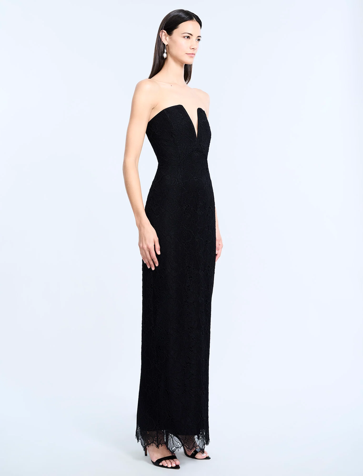 Lace Strapless V Neckline Gown - Builderot