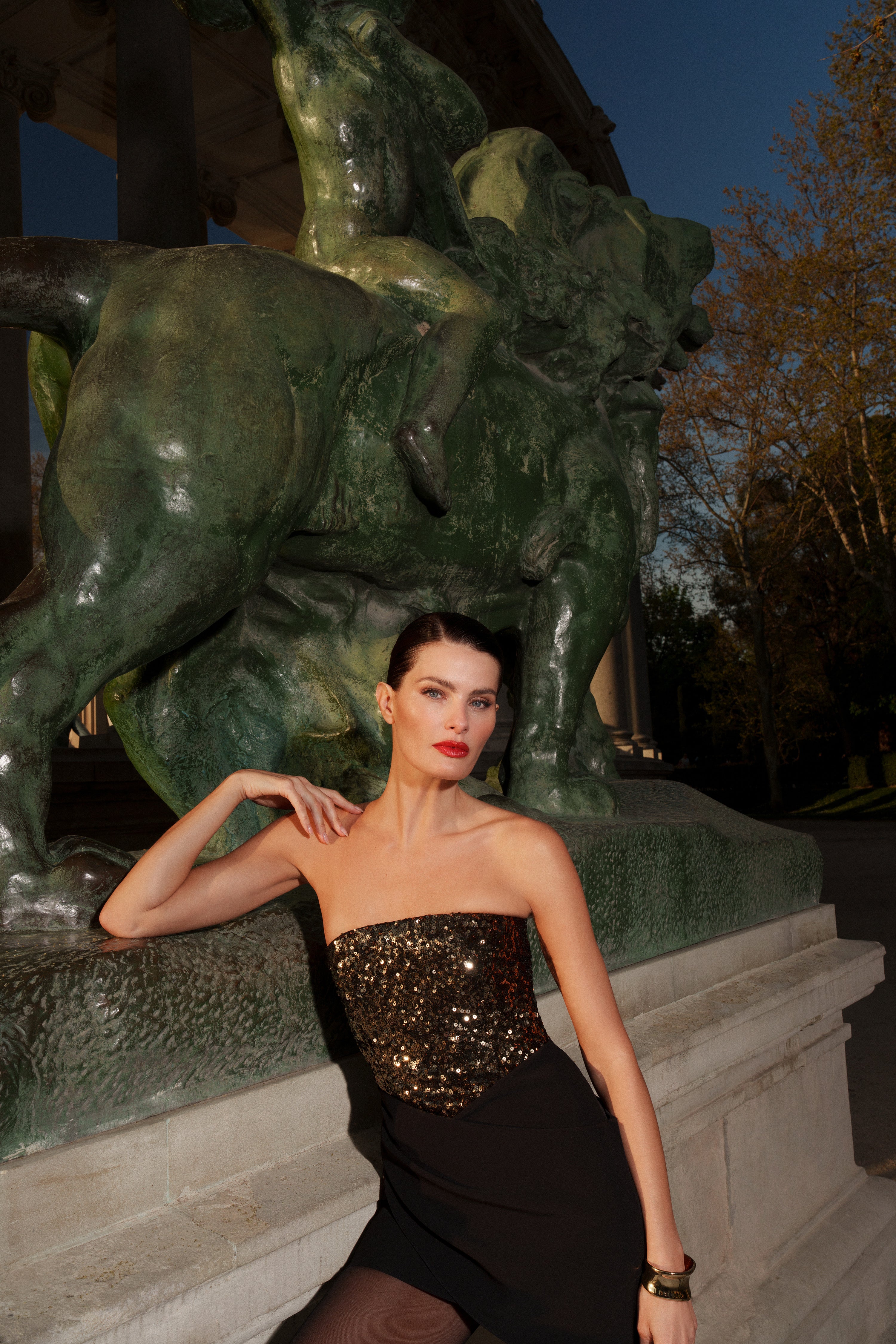 Sequin Crepe Dress - Builderot