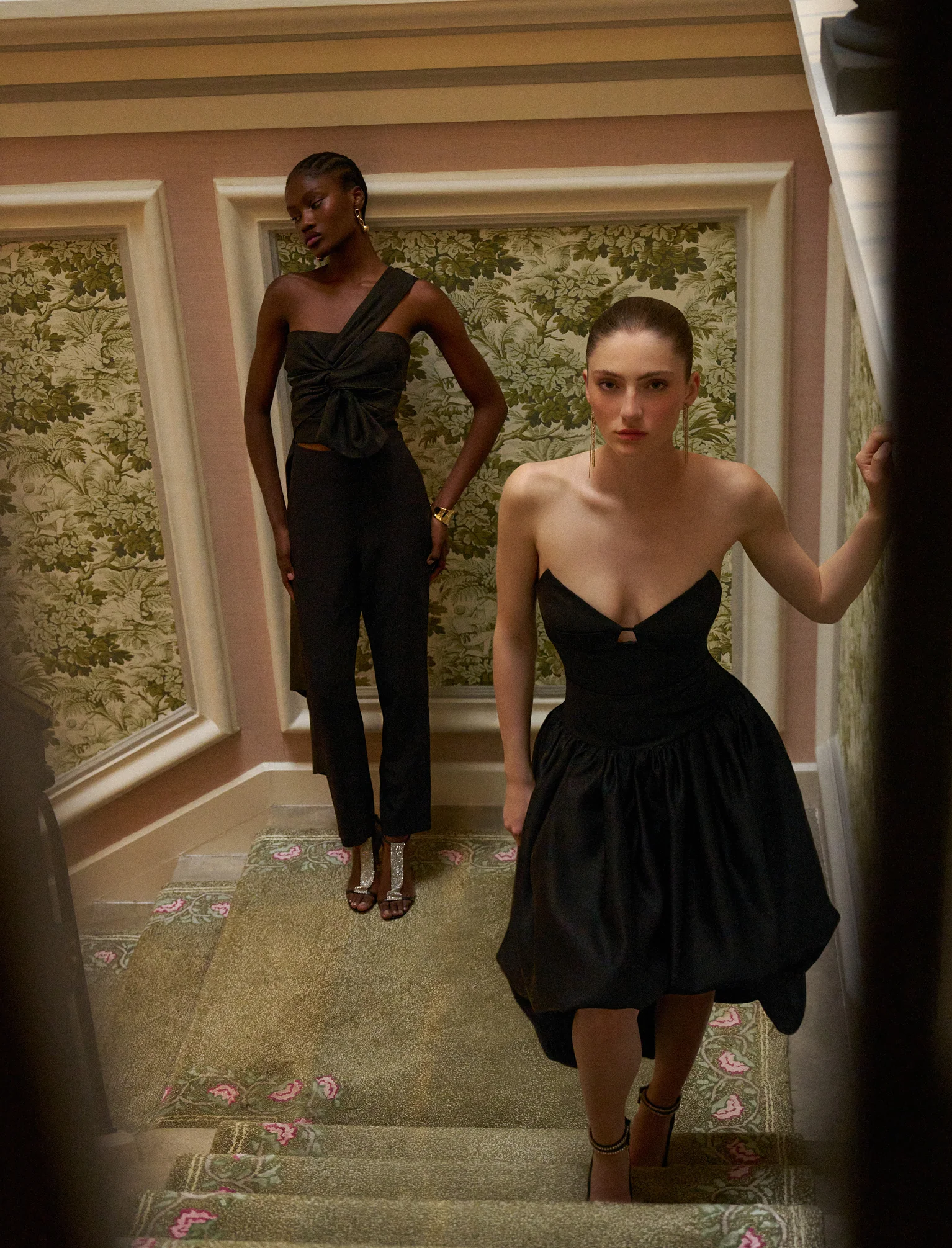 Bustier With Long Train - Builderot