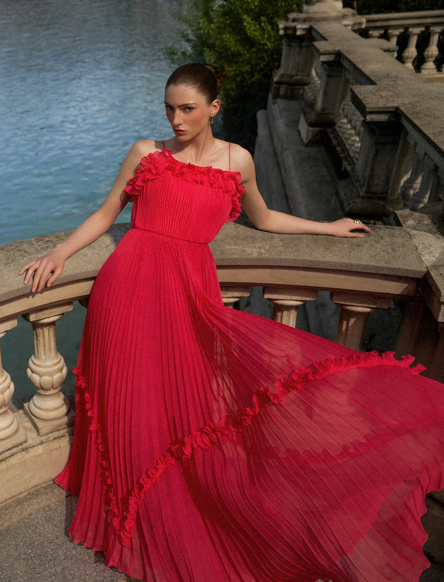Shirring Ruffle Gown - Builderot