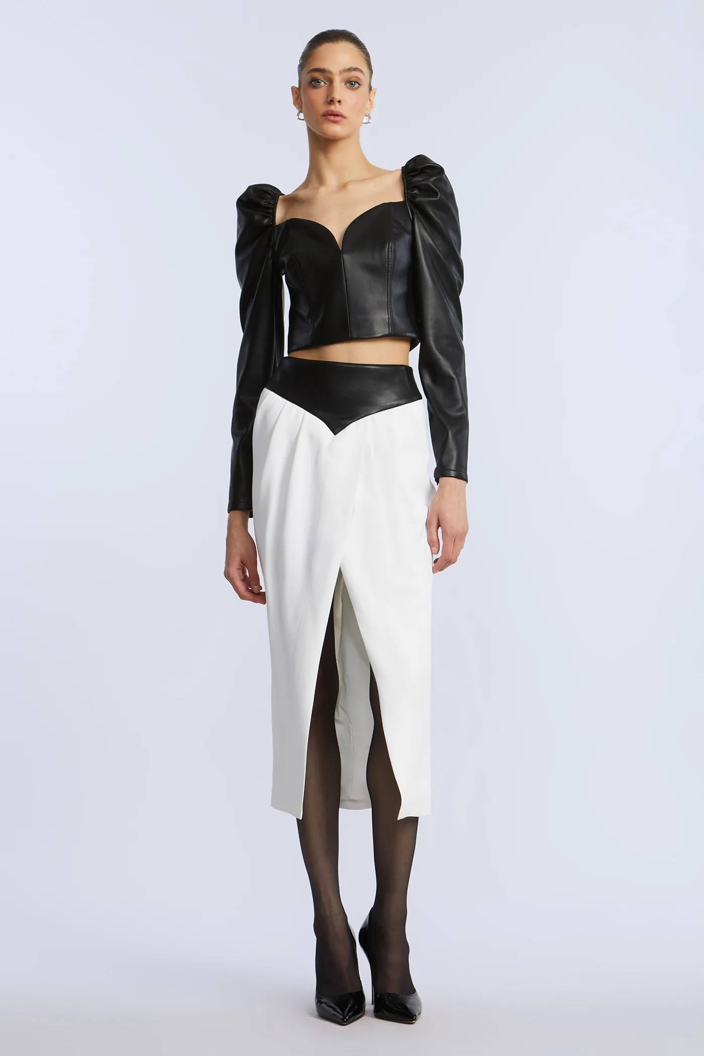 Puff Sleeve Leather Top - Builderot